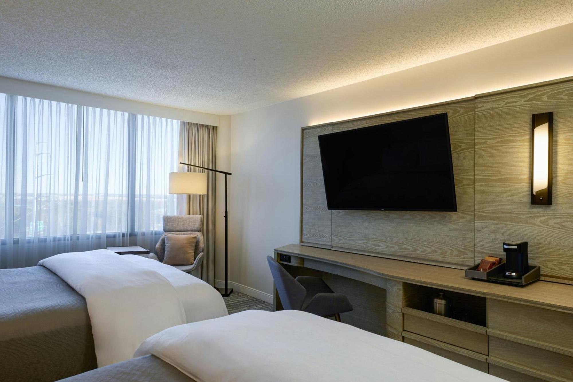 Traditional Guest room 2 Queen Beds